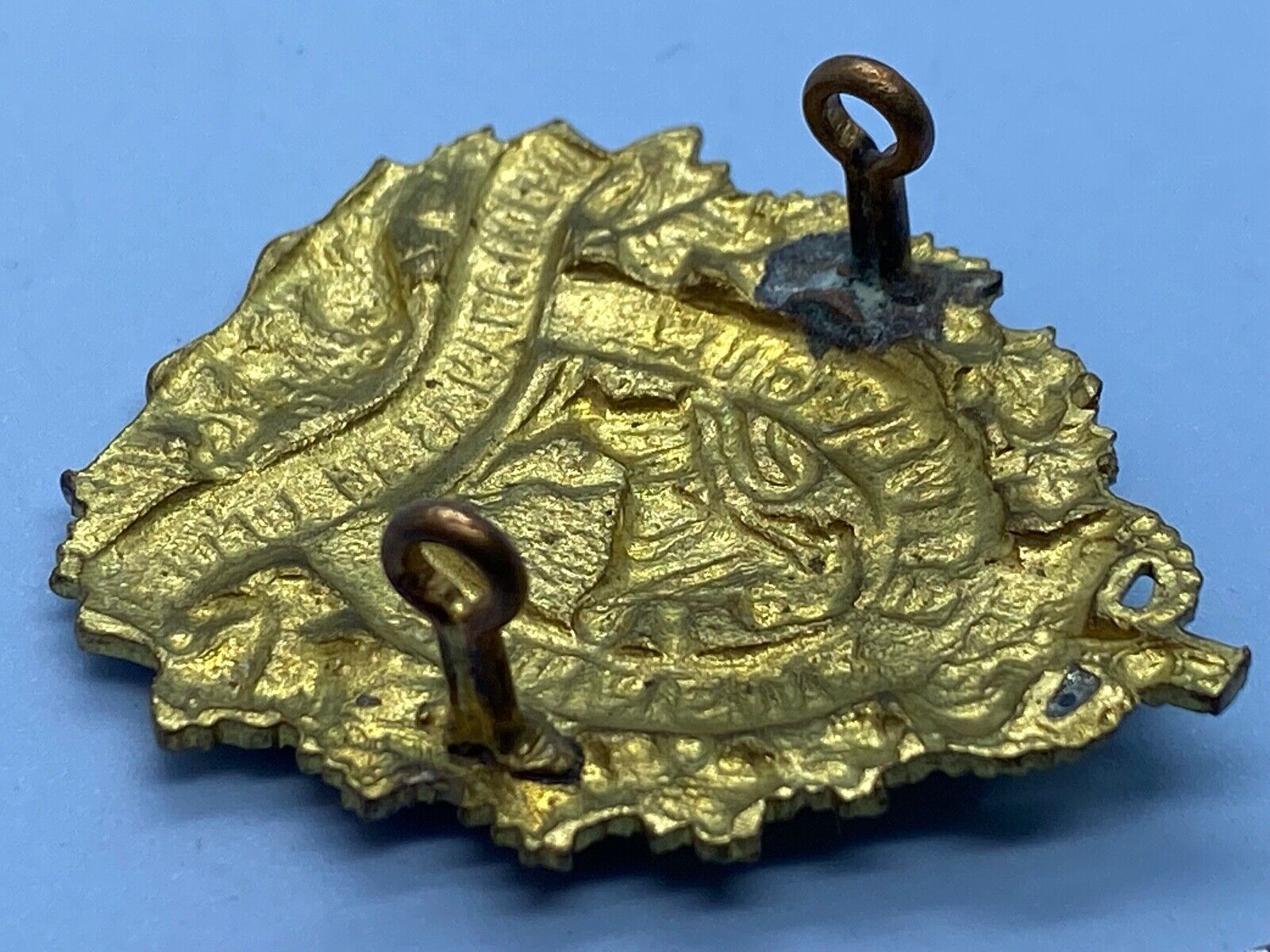 Original Canadian Army - The Regiment de St. Haycinthe Regiment Cap Badge - The Militaria Shop