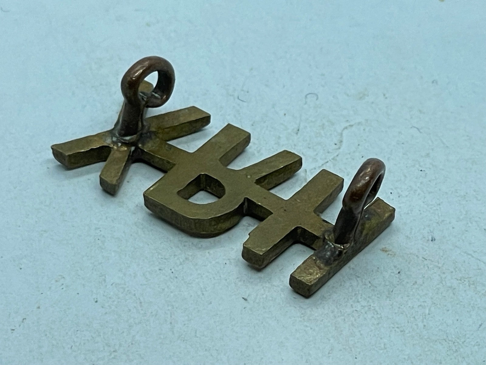 Original WW1 British Army 10th Royal Hussars XRH Regiment Shoulder Title - The Militaria Shop