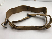 Charger l&#39;image dans la galerie, Original WW2 British Army 37 Pattern Radio Shoulder Strap
