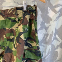 Load image into Gallery viewer, Geuine British Army DPM Camouflaged Combat Trousers - 75/80/96
