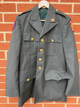 Charger l&#39;image dans la galerie, Genuine US Army AG-344 Tropical Class Jacket - 35&quot; Long - JROTC
