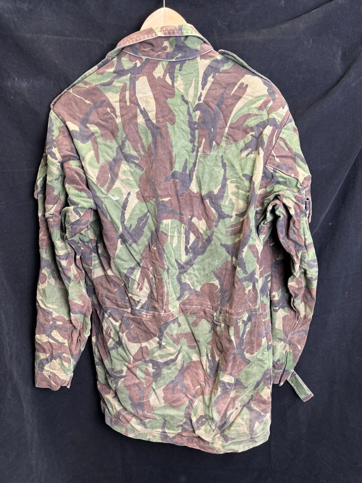 Surplus British Army DPM Pattern Camouflaged Smock Combat-180/96 - The Militaria Shop