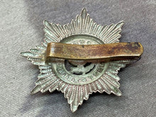 Charger l&#39;image dans la galerie, Original WW1 / WW2 British Army Cheshire Regiment Cap Badge
