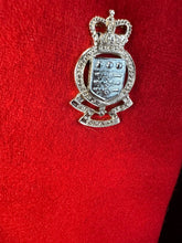 Lade das Bild in den Galerie-Viewer, Original British Army Mess Dress Red Trim RAOC Ordnance Corps Jacket
