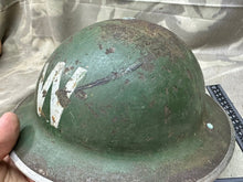 Lade das Bild in den Galerie-Viewer, Original WW2 British Home Front Ireland Mk2 Brodie Helmet - W Warden - Complete
