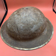 Charger l&#39;image dans la galerie, Original WW2 Mk2 British Army Brodie Combat Helmet
