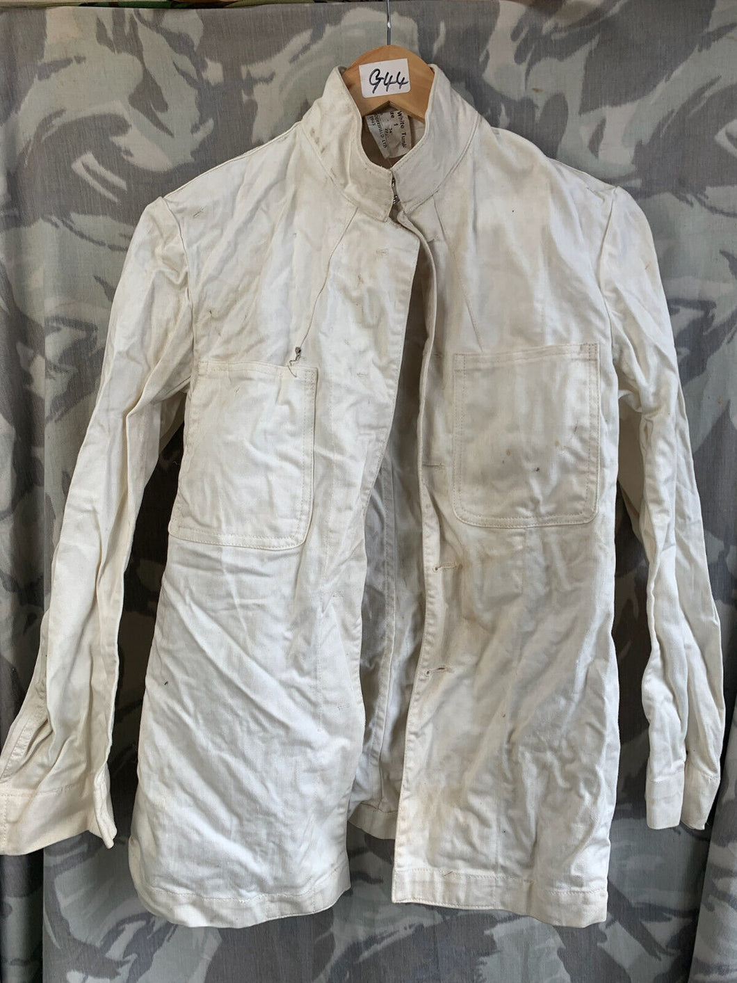 Original WW2 British Royal Navy Officers White Tunic Jacket 1945 Dated 34