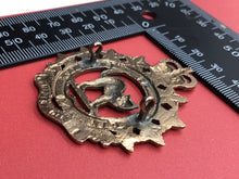 Charger l&#39;image dans la galerie, Genuine Canadian Army Ontario Regiment Cap Badge
