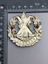 Load image into Gallery viewer, Original WW2 British Army Cameron Highlanders Scottish Cap Badge
