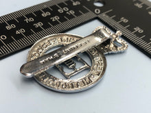 Charger l&#39;image dans la galerie, Genuine Obsolete West Yorkshire Metropolitan Police Cap Badge - Queen&#39;s Crown
