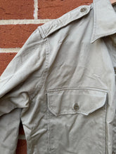 Load image into Gallery viewer, Original Post-WW2 1946 US Army Khaki Drill Jacket - 38&quot; Chest
