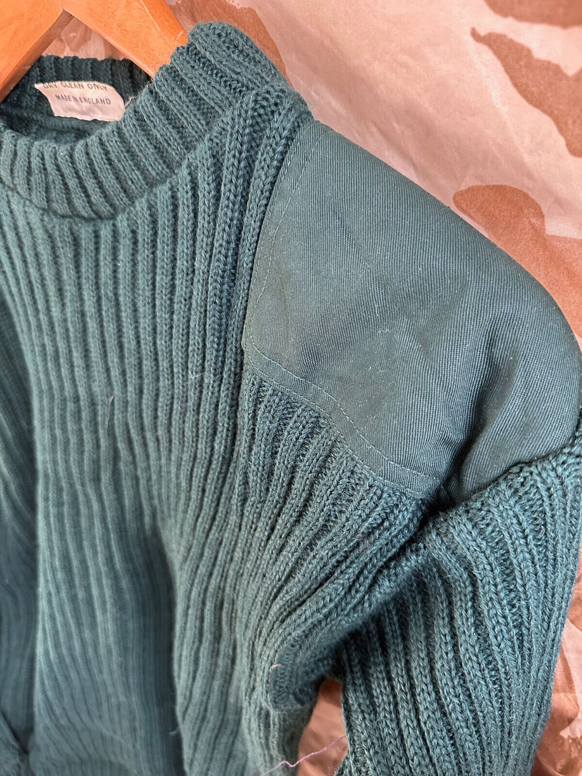 Genuine British Army Commando Green Pull Over Jumper WRAC - Size 4 - 40" Chest - The Militaria Shop