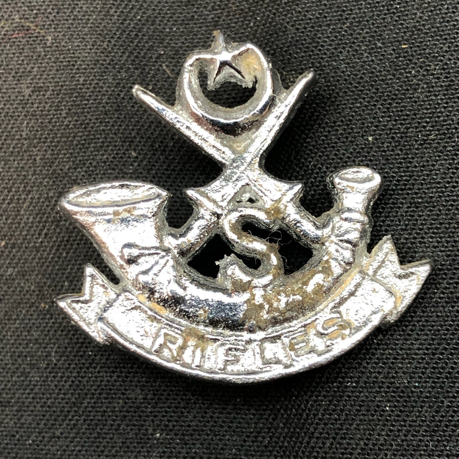 Original Army Badge - Pakistan Civil Armed Forces Shawal Rifles - The Militaria Shop