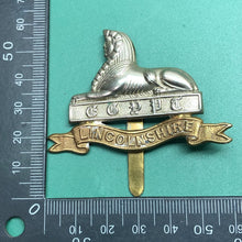 Load image into Gallery viewer, Original British Army Cap Badge - The Lincolnshire Regiment
