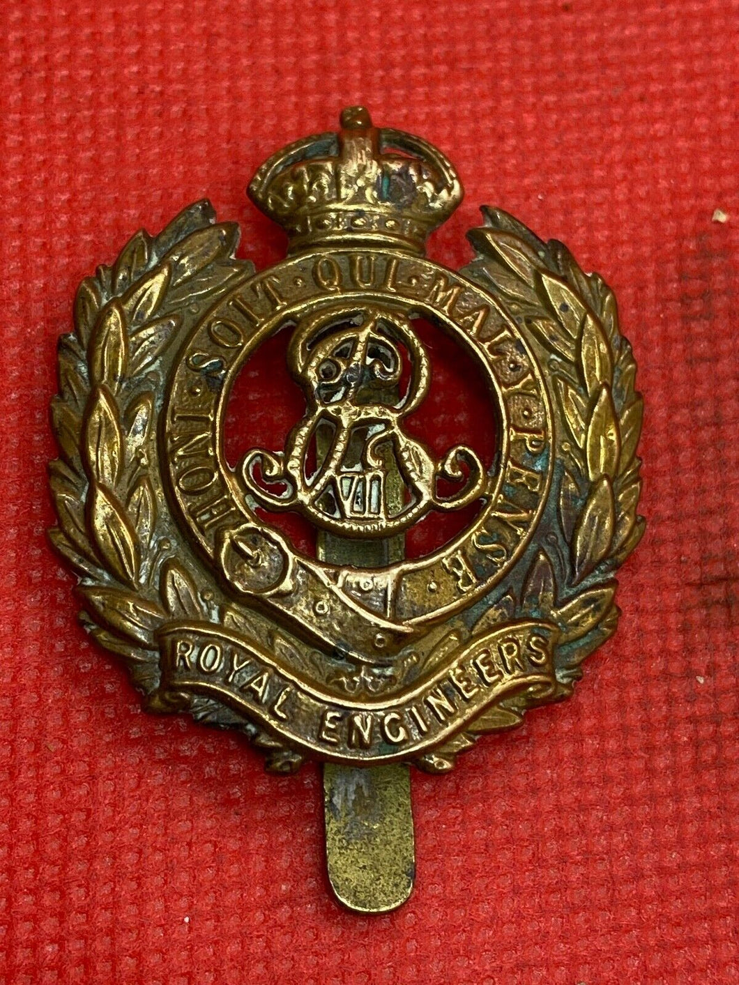 Original GVII Crown British Army Edward VII Royal Engineers Cap Badge