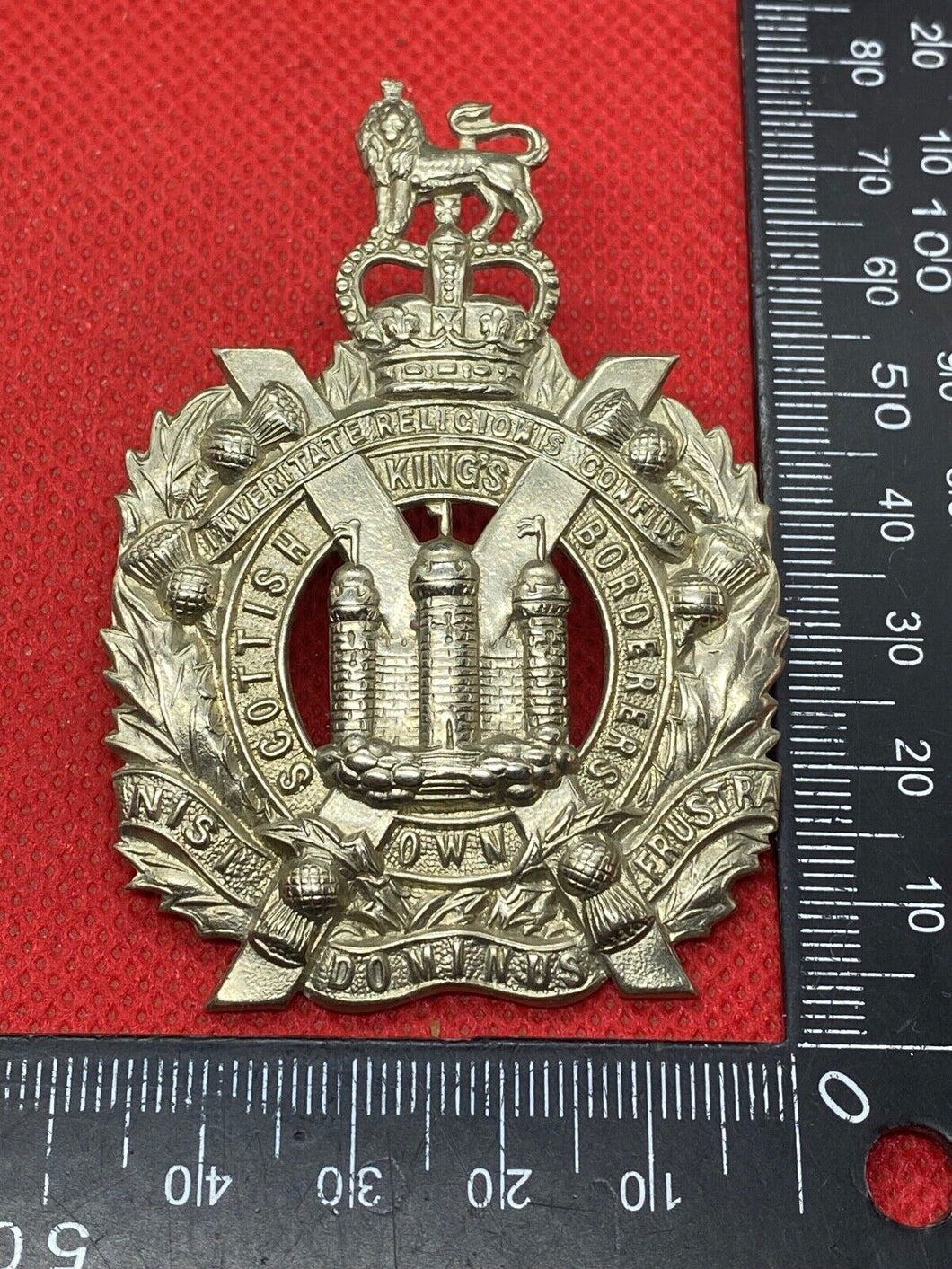 British Army King's Own Scottish Borders Queen's Crown Cap Badge