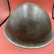 Lade das Bild in den Galerie-Viewer, Original British / Canadian Army WW2 Soldiers Military Combat Mk3 Turtle Helmet
