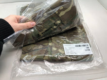 Lade das Bild in den Galerie-Viewer, British Army MTP Barracks Combat Shirt / Jacket - Size 150/90 - NEW!
