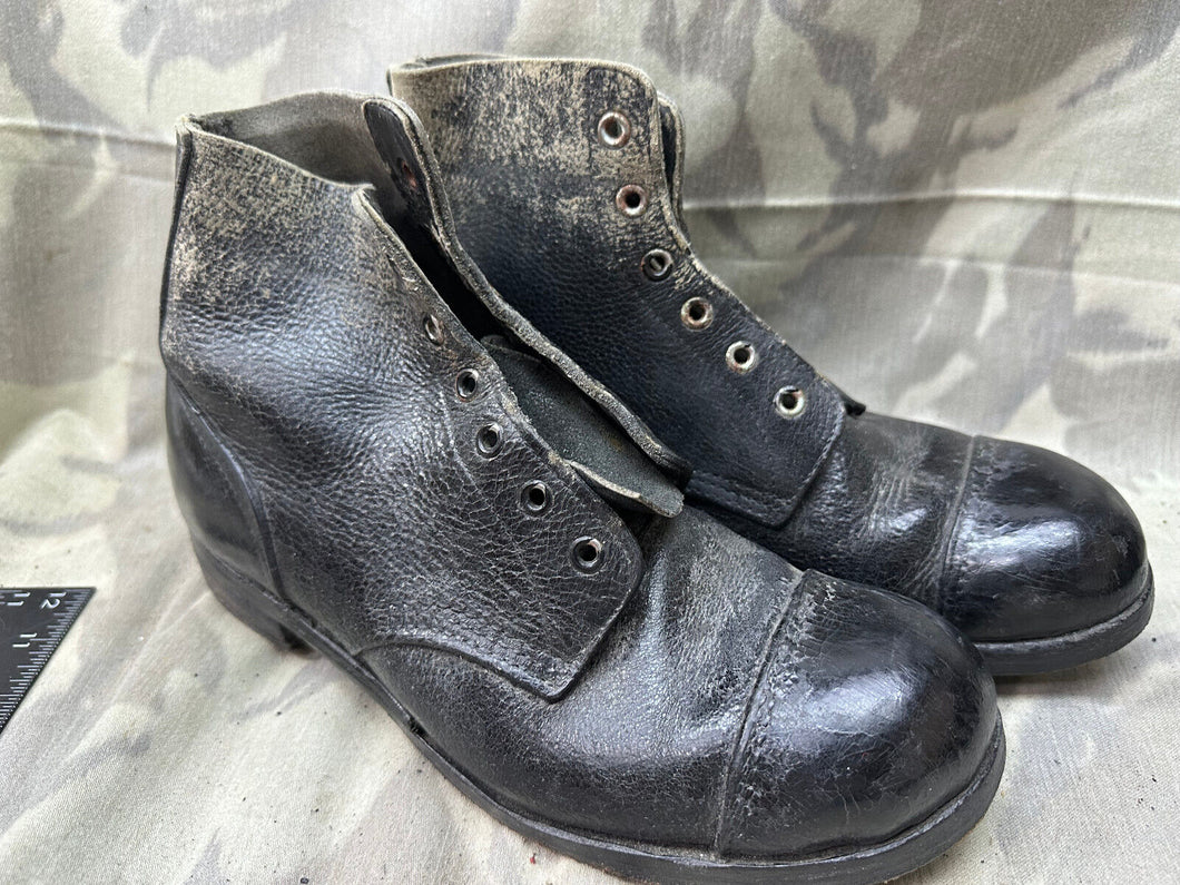 Original WW2 British Army Ammo Boots Combat Leather Boots 1944 Dated