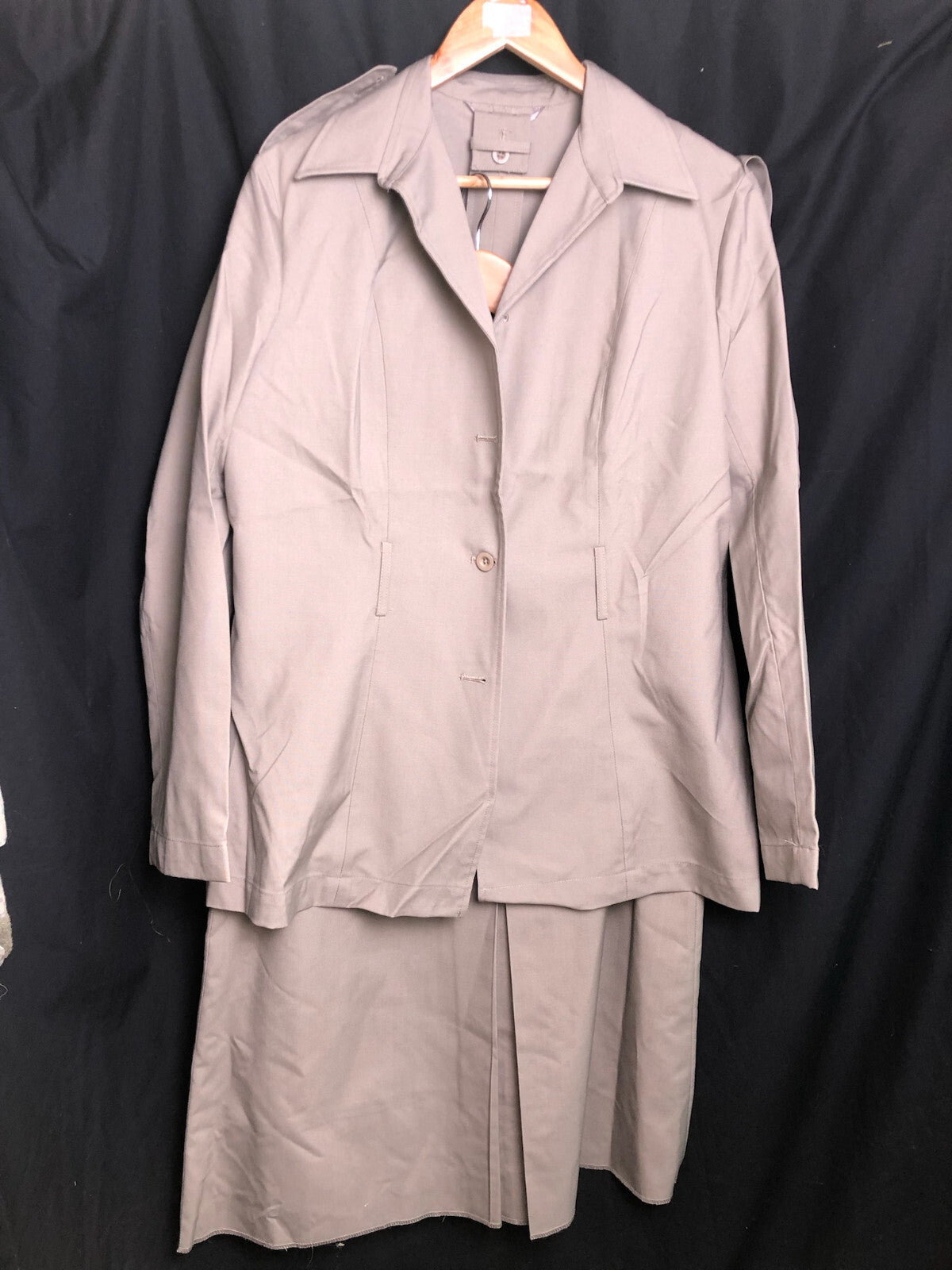 NEW OLD STOCK British Army No.6 Dress - Jacket & Skirt - Size 170/100/84 - The Militaria Shop