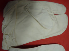 Load image into Gallery viewer, Original WW2 British Army Gunners Winter White Gloves - Dated 1941
