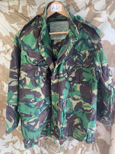 Charger l&#39;image dans la galerie, Genuine British Army Smock Combat Jungle DPM Camouflage - Size 160/104
