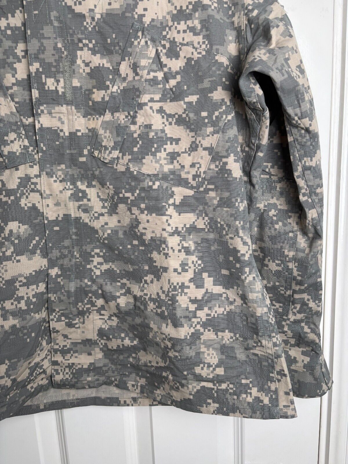 Surplus US Army ACU Combat Uniform Jacket-Medium Regular - The Militaria Shop