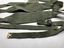 Charger l&#39;image dans la galerie, Original WW2 British Army 44 Pattern Equipment Y Straps / Cross Straps
