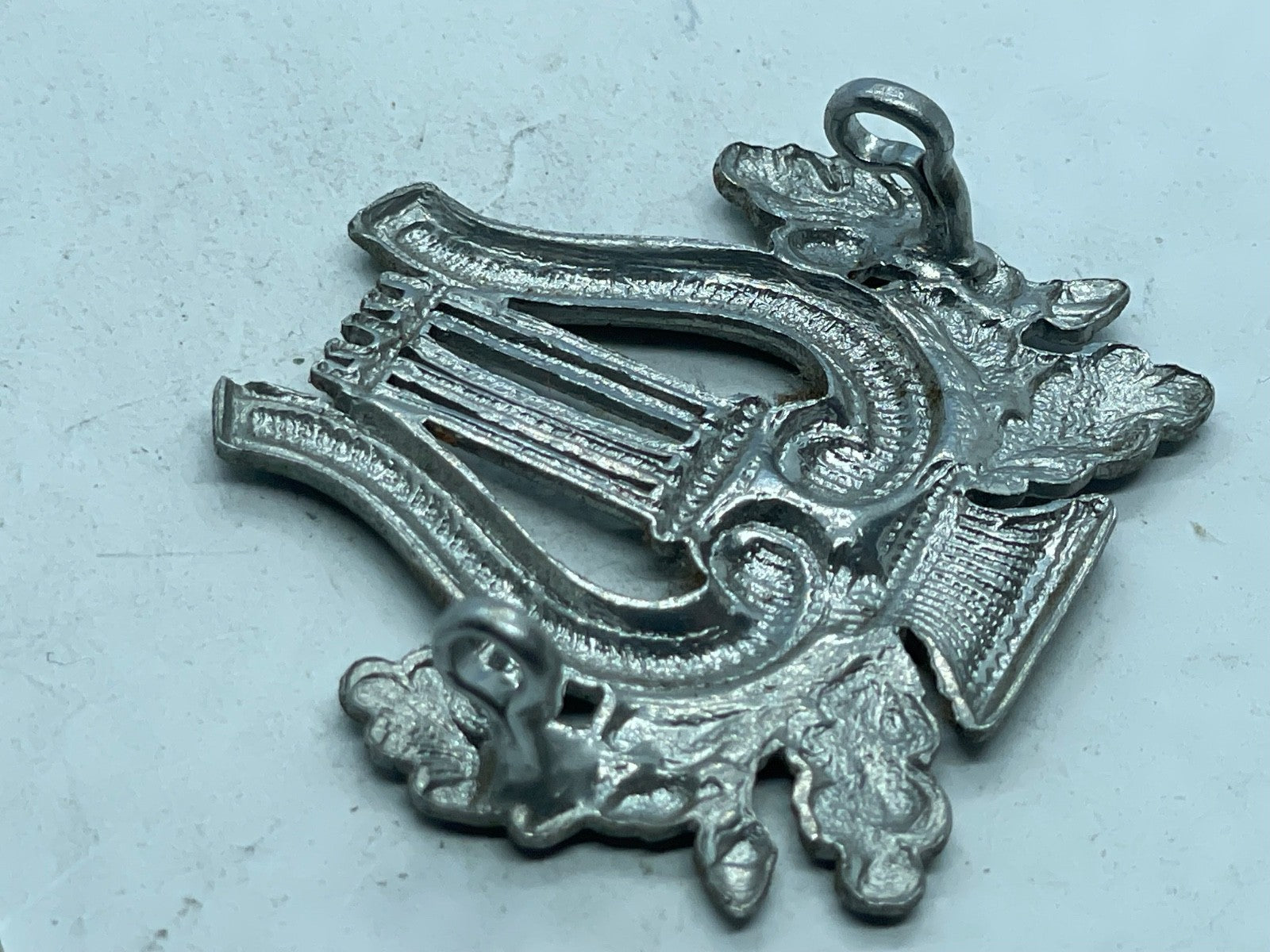 Original British Army WW1 / WW2 Volunteer Musician's Cap Badge - The Militaria Shop