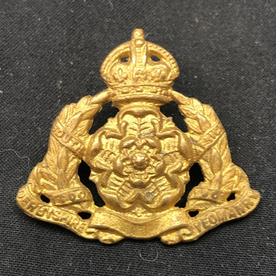 Original WW2 British Army Cap Badge - Derbyshire Yeomanry - The Militaria Shop