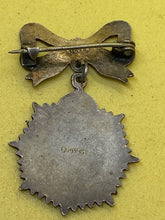 Lade das Bild in den Galerie-Viewer, Original WW1 / WW2 Royal Army Service Corps Silver Marked Sweetheart Brooch
