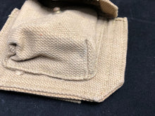 Charger l&#39;image dans la galerie, Original WW2 British Army 37 Pattern Pistol Ammo Pouch - 1942 Dated
