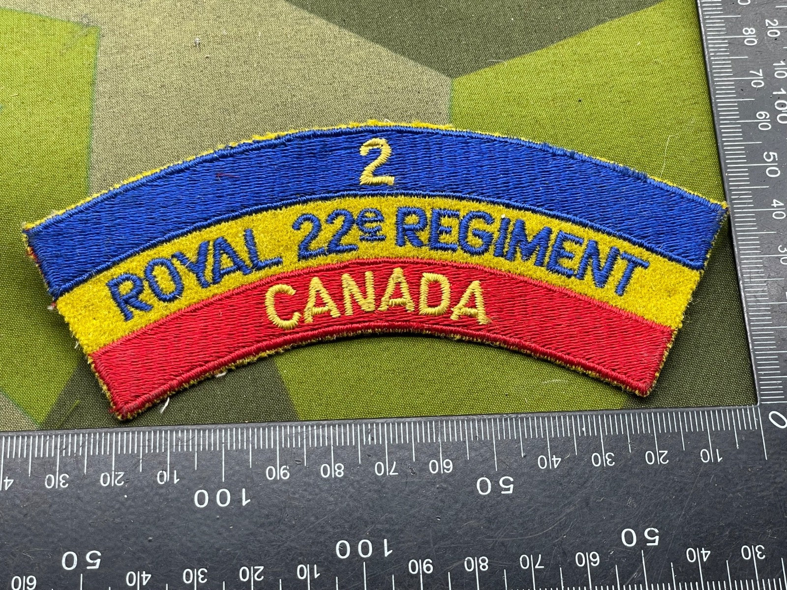 Original 2nd Royal 22nd Regiment of Canada Shoulder Title - The Militaria Shop