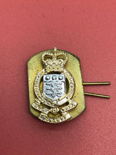 Load image into Gallery viewer, Gneuine British Army Collar Badge - RAOC Ordinance Corps
