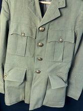 Load image into Gallery viewer, Original WW2 British Army Officers Service Dress Jacket - Captain Signal Corps
