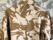Charger l&#39;image dans la galerie, Genuine British Army Desert DPM Camouflafed Tropical Jacket - Size 190/96
