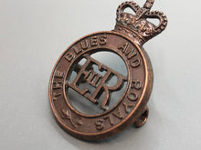 Load image into Gallery viewer, Genuine British Army The Blues and Royals Cap Badge
