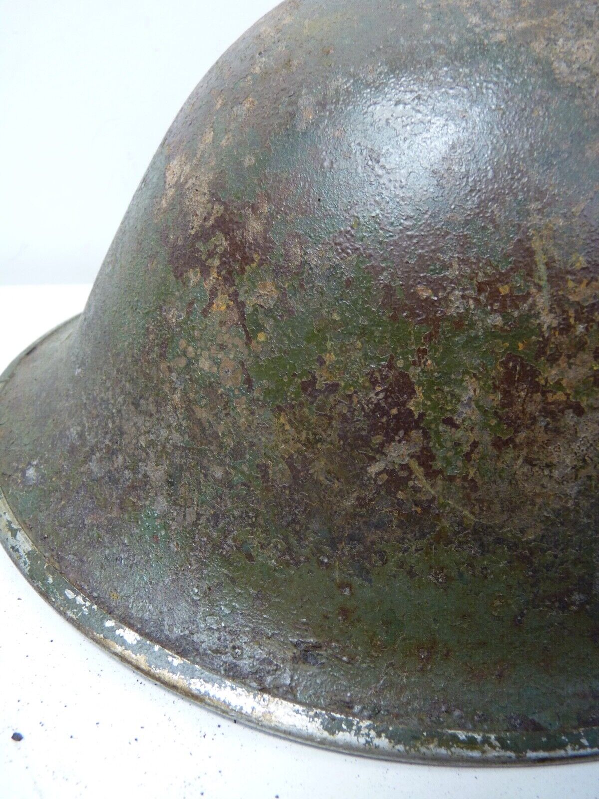 Mk3 Canadian / British Army Original WW2 Turtle Helmet High Rivet - The Militaria Shop