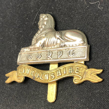 Load image into Gallery viewer, Original WW2 British Army Cap Badge - Royal Lincolnshire Regiment - The Militaria Shop
