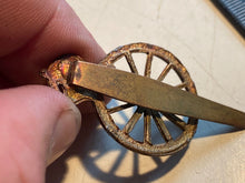 Load image into Gallery viewer, Original British Army Cast WW1 Northern Cyclists Bn. Army Cyclist Corps Badge
