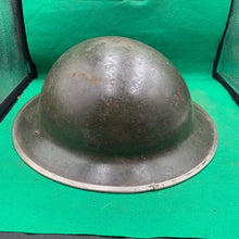 Charger l&#39;image dans la galerie, Original WW2 British Army Mk2 Brodie Combat Helmet
