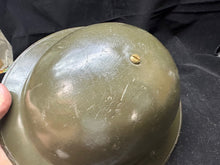 Charger l&#39;image dans la galerie, Original WW2 British Army Helmet &amp; Liner Set - Ideal for Reenactment
