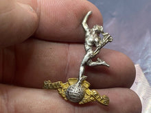 Load image into Gallery viewer, Original British Army WW2 - Royal Army Signal Corps Collar Badge
