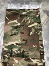 Charger l&#39;image dans la galerie, Genuine British Army NEW Old Stock MTP Camouflaged Barracks Shirt Jacket  160/90
