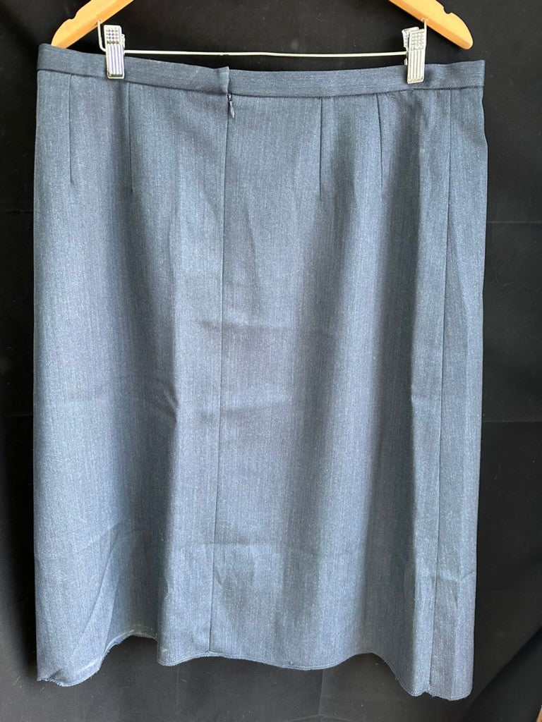 British WRAF Woman's No2 Dress Royal Air Force Skirt Grade 1 - Size 75/76/104 - The Militaria Shop