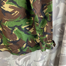 Load image into Gallery viewer, Genuine British Army Lightweight Combat Smock Jacket - Size 170/104
