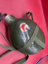 Lade das Bild in den Galerie-Viewer, Interesting Chinese Army Waterbottle with Shoulder Strap
