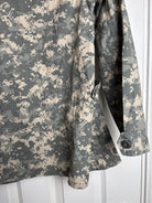 Surplus US Army ACU Combat Uniform Jacket-6R - The Militaria Shop