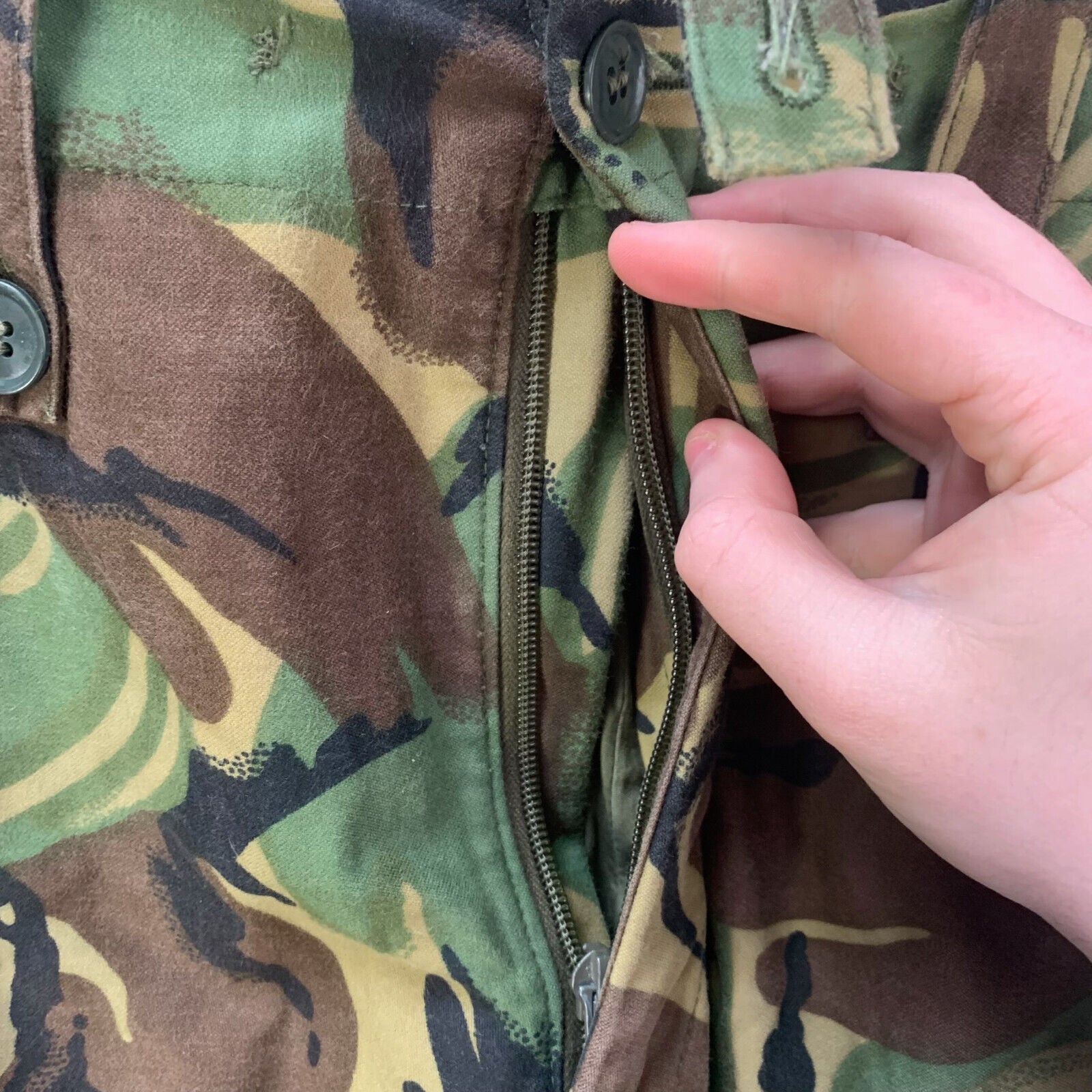 Genuine British Army 68 Pattern DPM Jungle Camouflaged Trousers - Size 29" Waist - The Militaria Shop