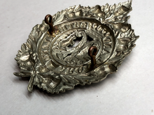 Lade das Bild in den Galerie-Viewer, Original WW2 British Army Argyll and Sutherland Highlanders Scottish Cap Badge
